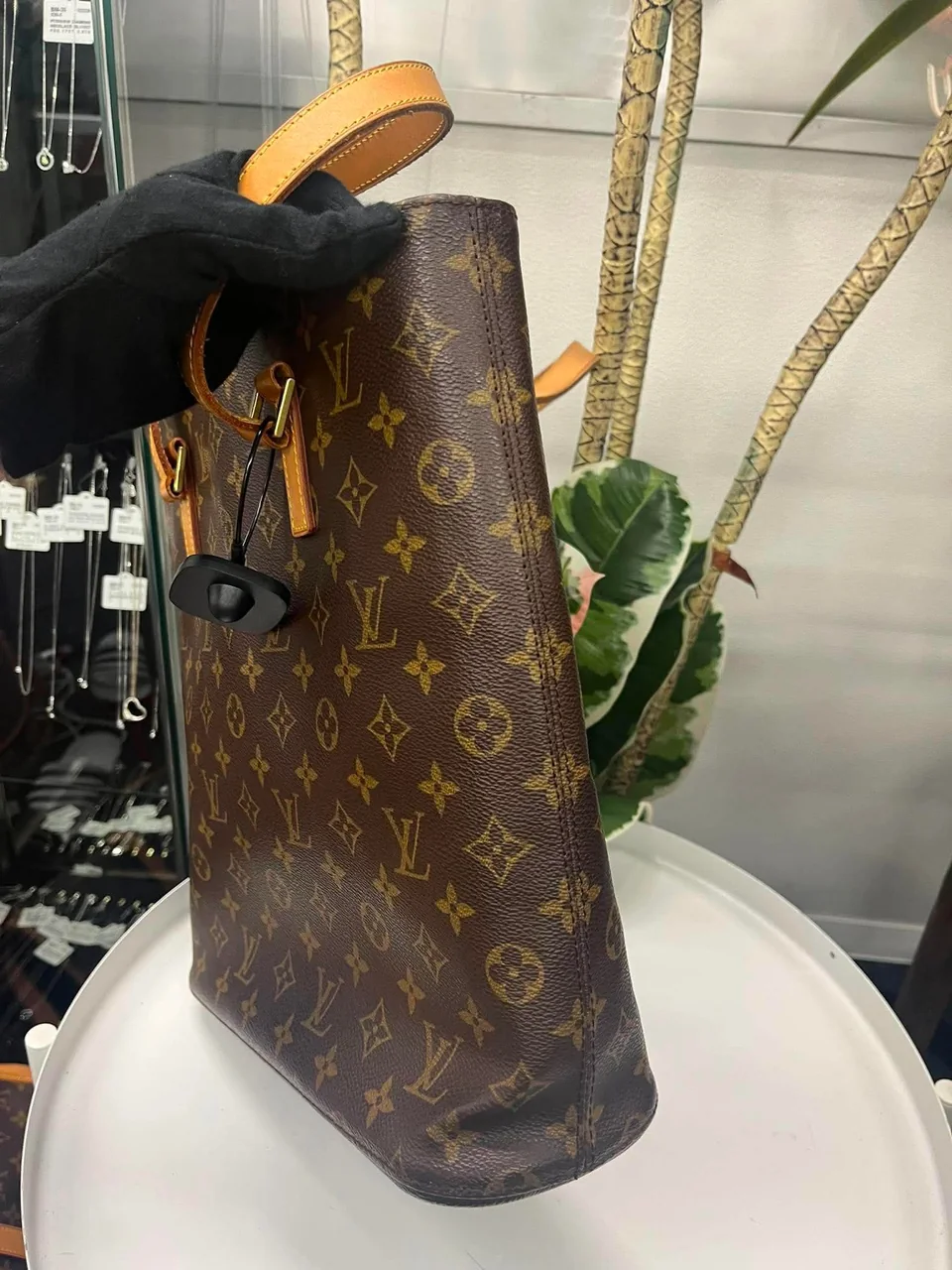 LV MONOGRAM VAVIN GM photo 6