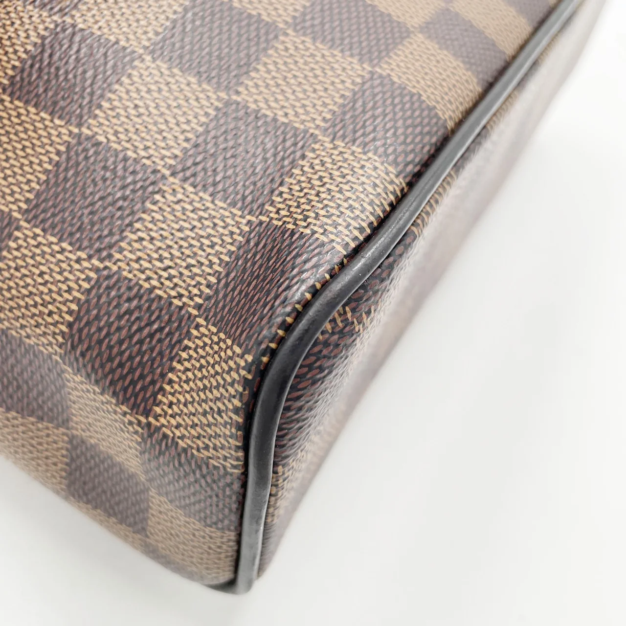 LV DAMIER DISTRICTNM PM view 8