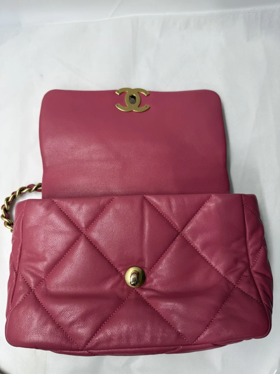 CHANEL LAMB SKIN 19 CHAIN SHOULDER BAG view 9
