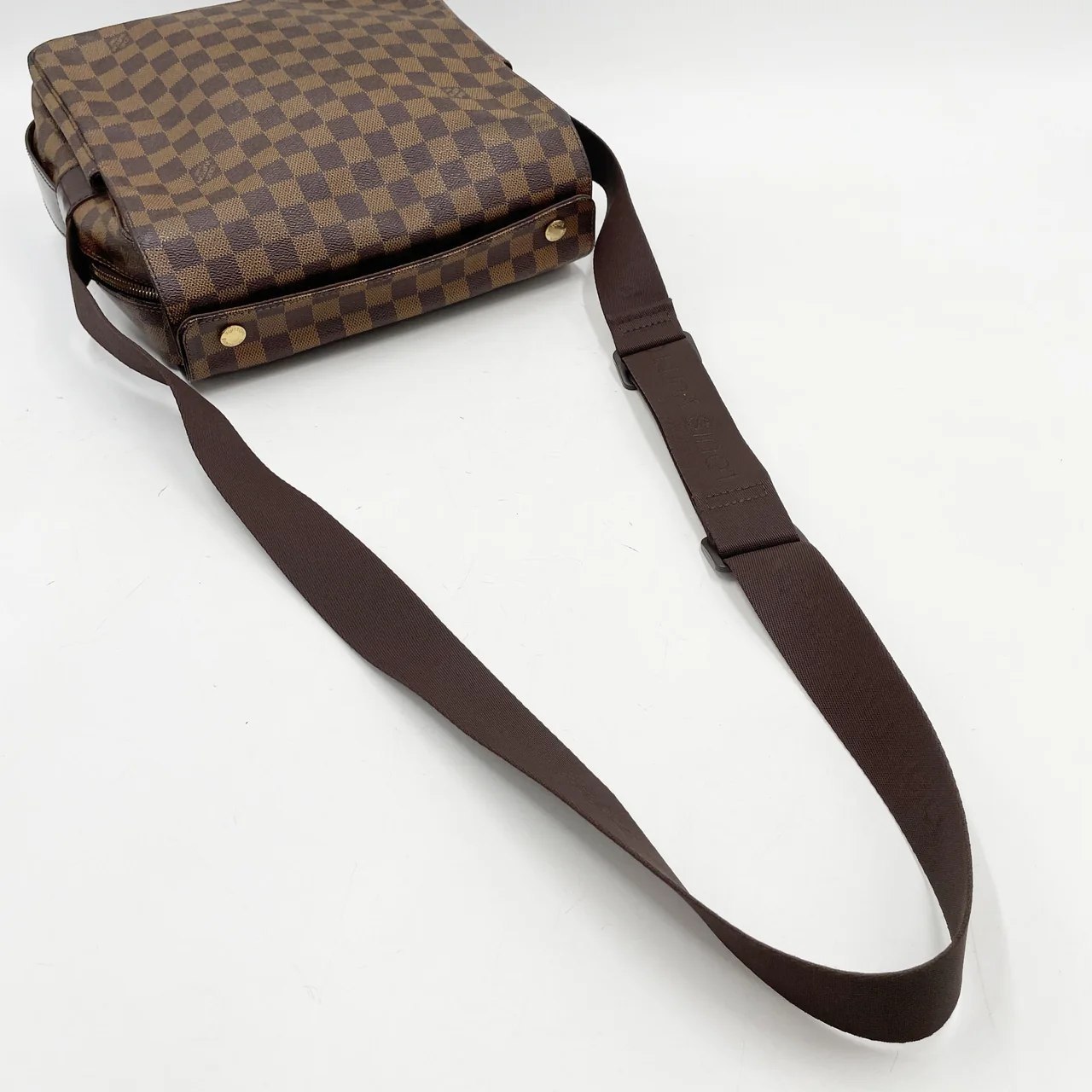 LV DAMIER NAVIGLIO view 6
