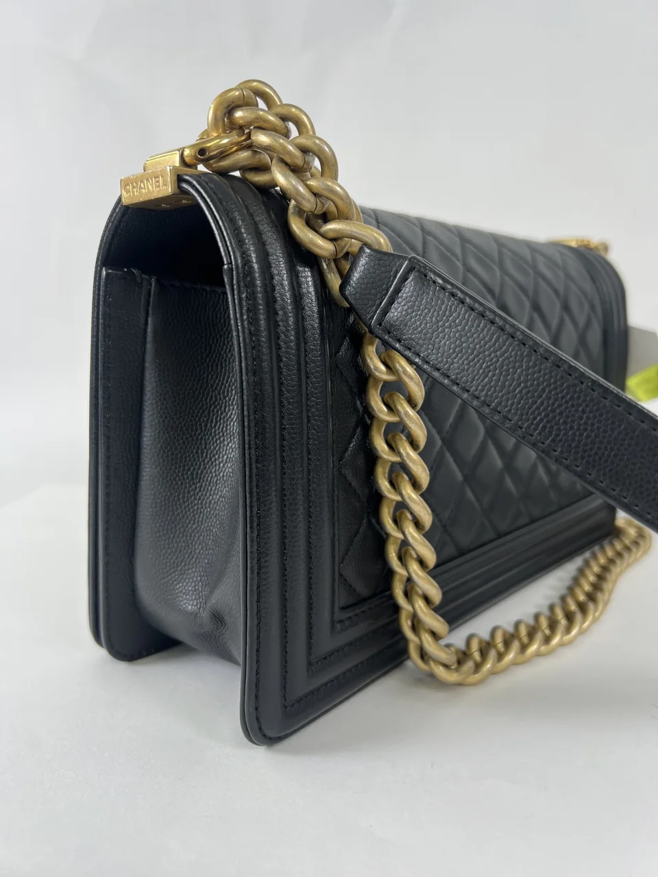 CHANEL CAVIAR LE BOY 25 view 7