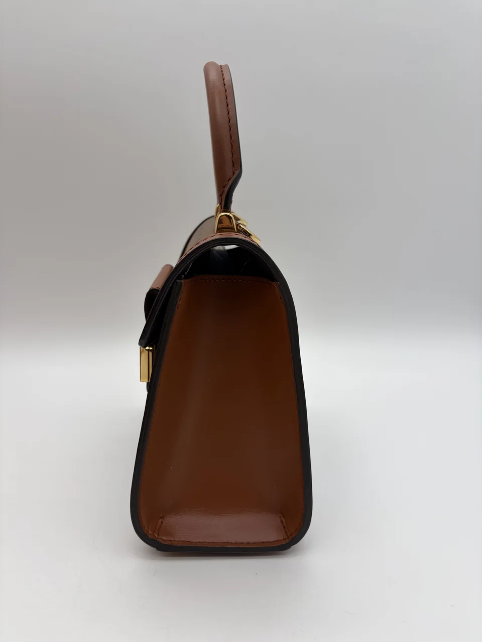 LV MONOGRAM REVERSE DAUPHINE CAPITAL view 4