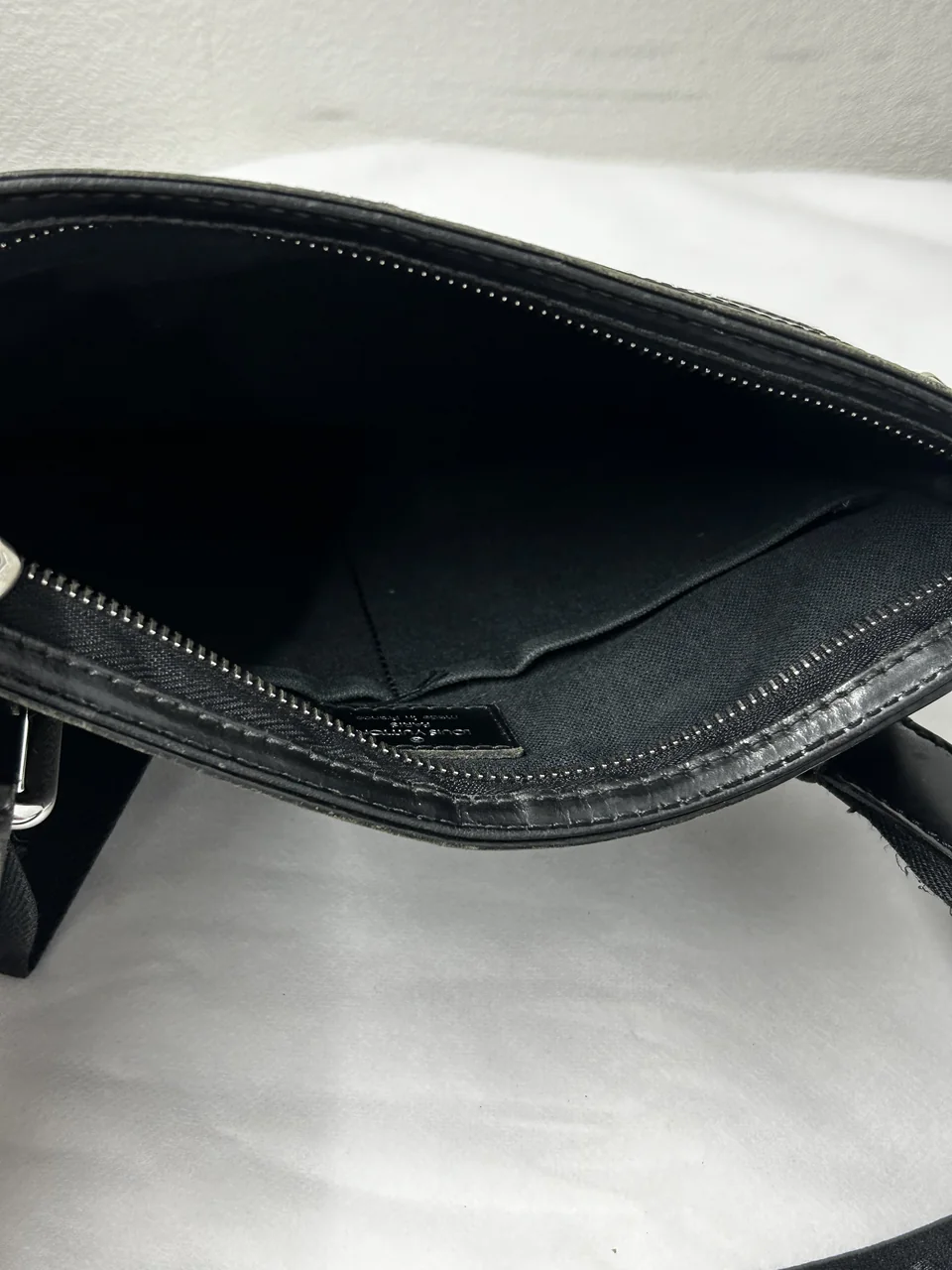 LV DAMIER THOMAS hover