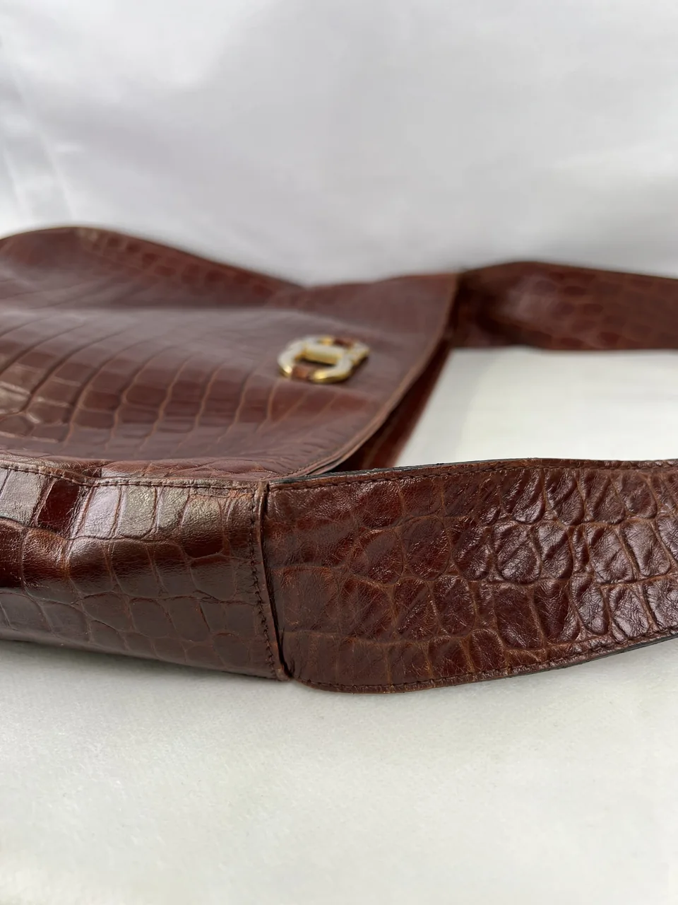 SALVATORE FERRAGAMO SHOULDER BAG view 3