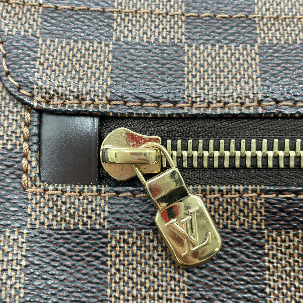 LV DAMIER DISTRICT NM view 9