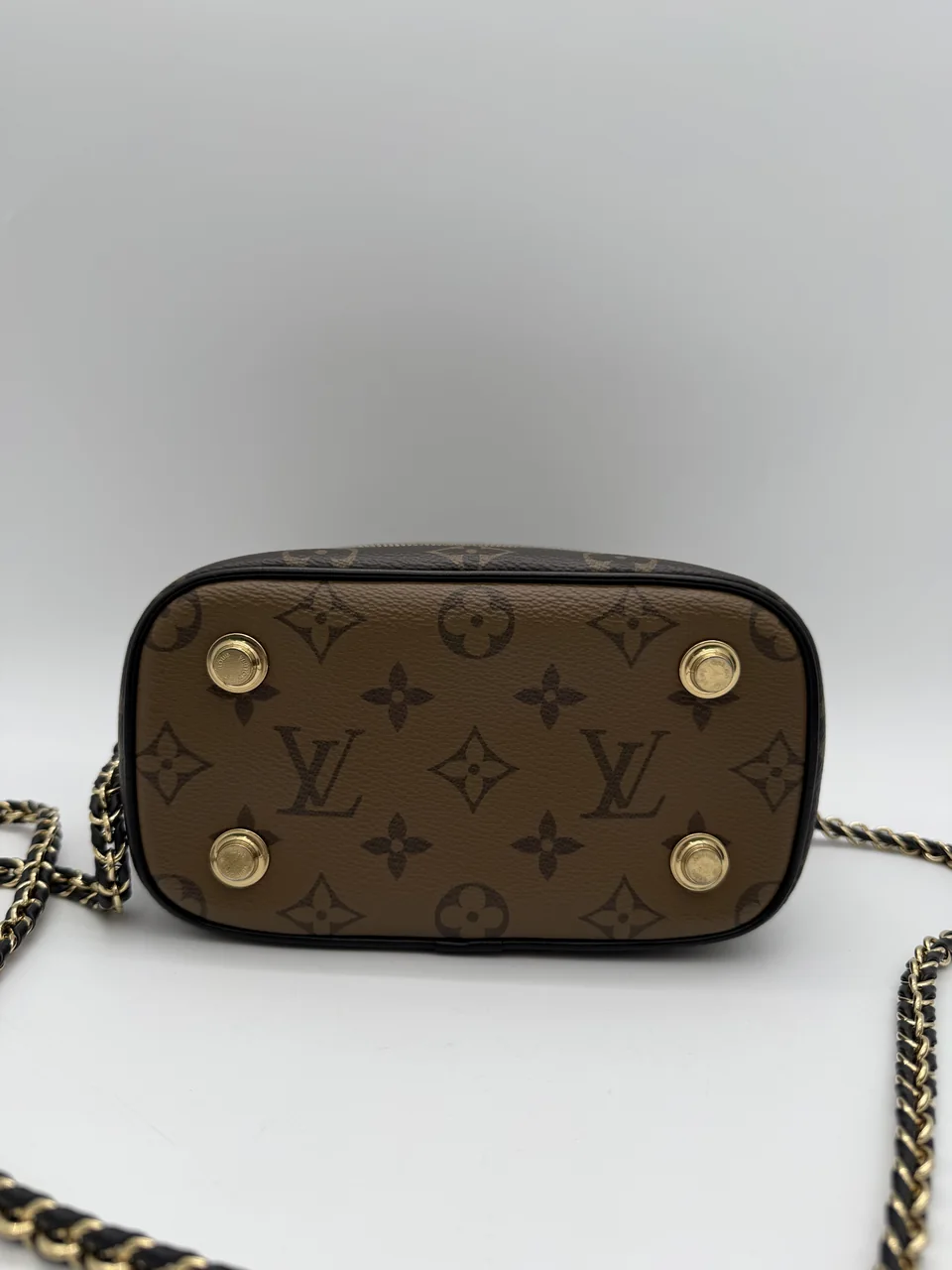 LV MONOGRAM VANITY NV PM (MICROCHIPPED) view 8