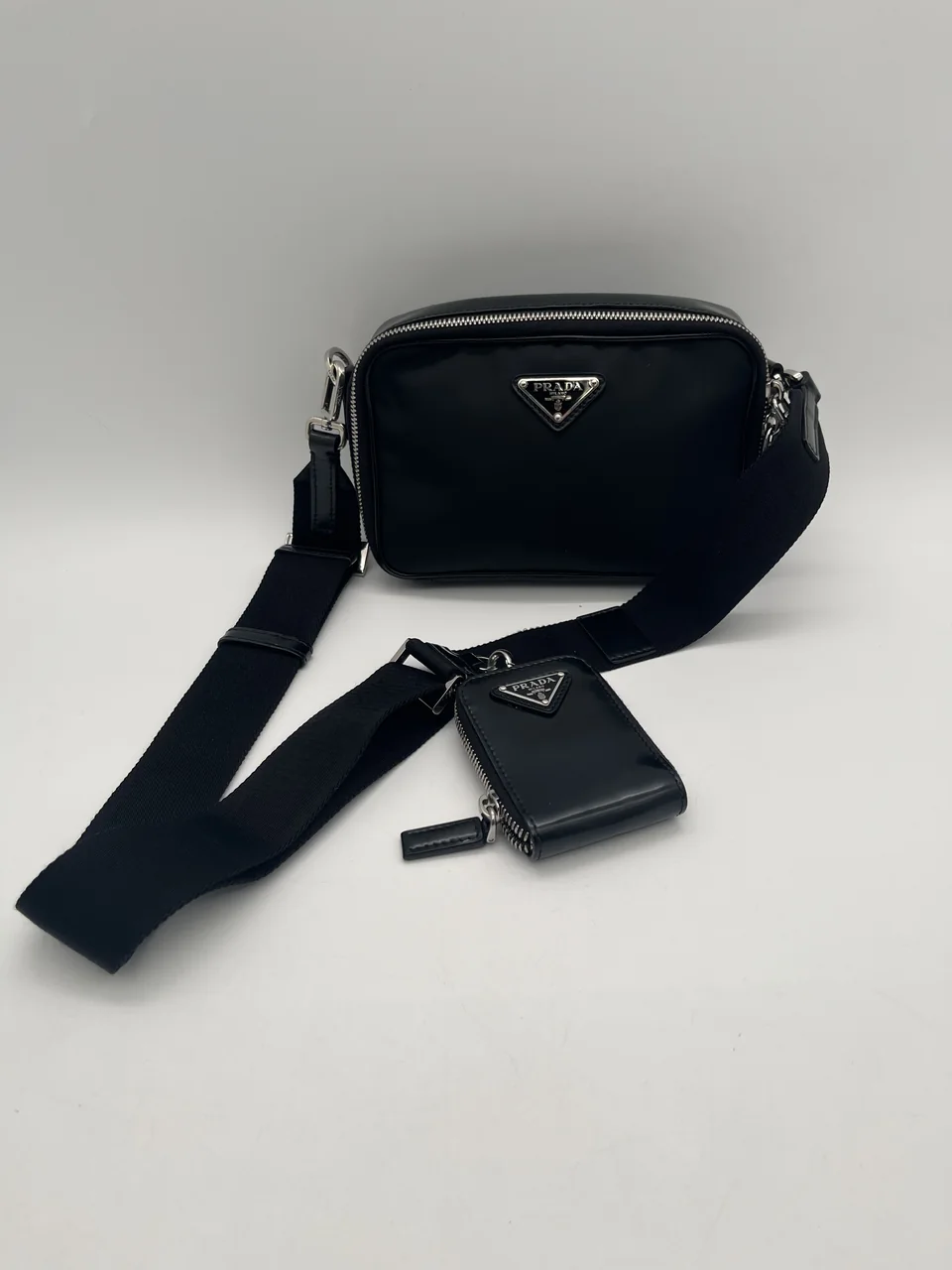 PRADA NYLON SHOULDER BAG (BLACK)