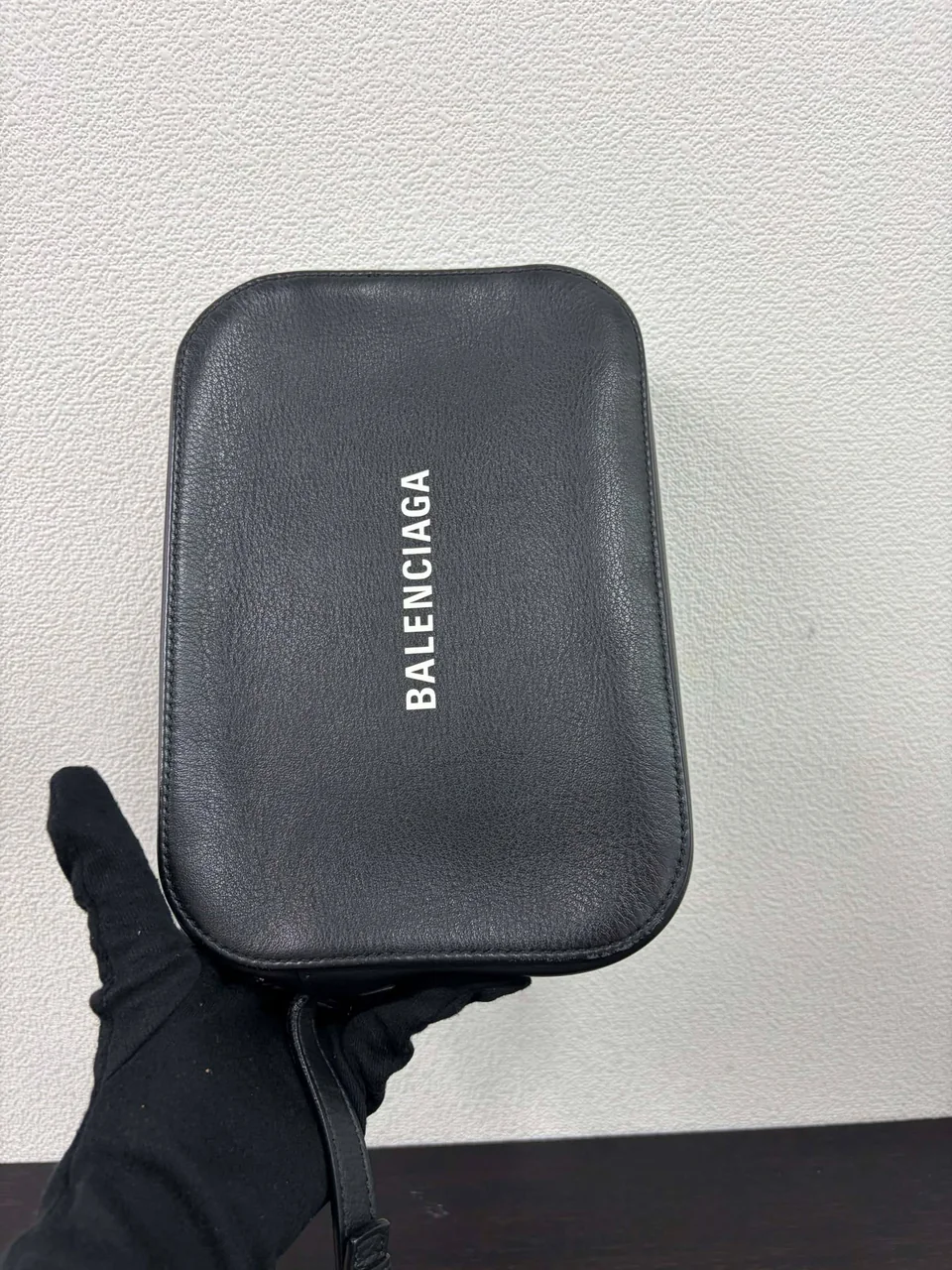 BALENCIAGA CAMERA BAG (BLACK) view 2