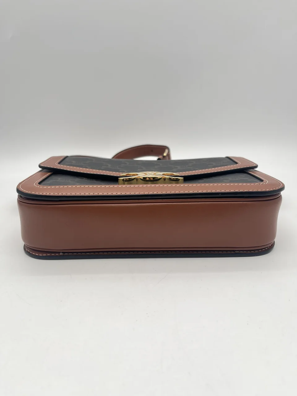 CELINE TRIOMPHE SHOULDER BAG view 4