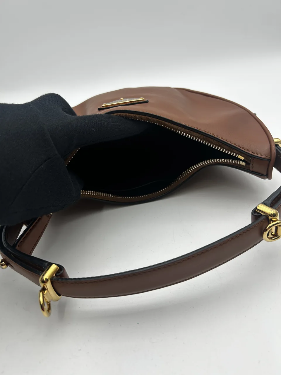 PRADA ARQUE SMALL (BROWN) view 4