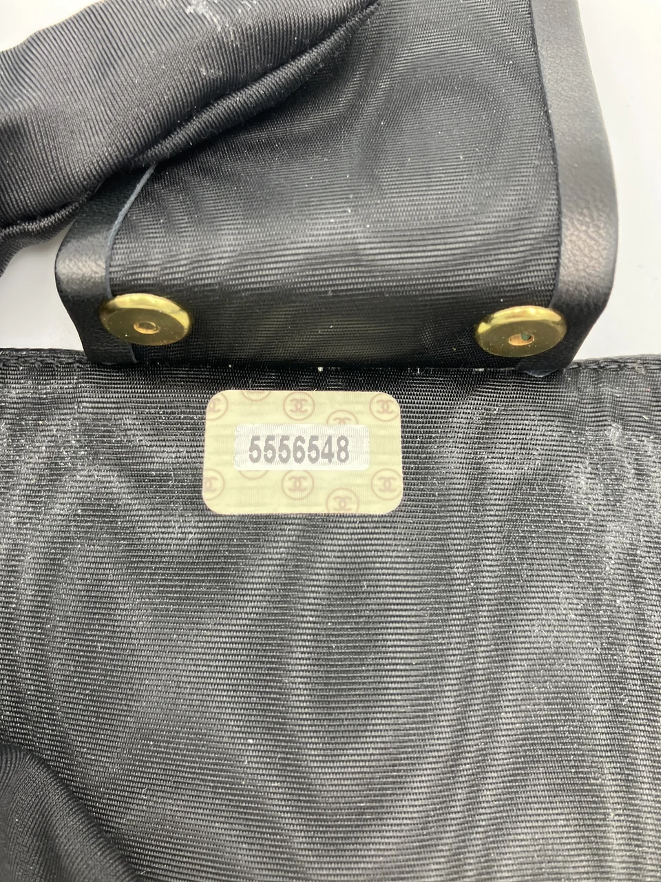 CHANEL CAVIAR KEY CASE view 14