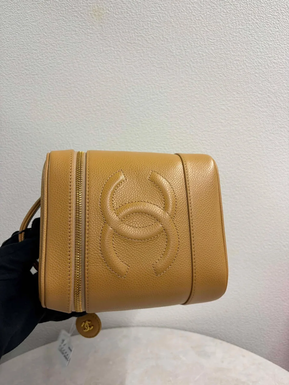 CHANEL CAVIAR VANITY view 9
