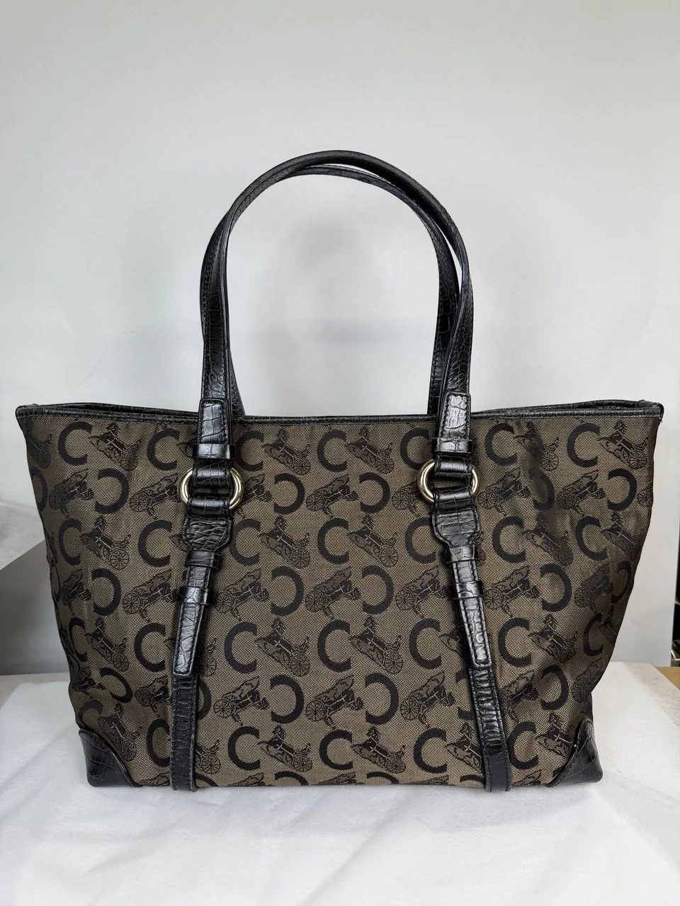 CELINE C SULKY HANDBAG