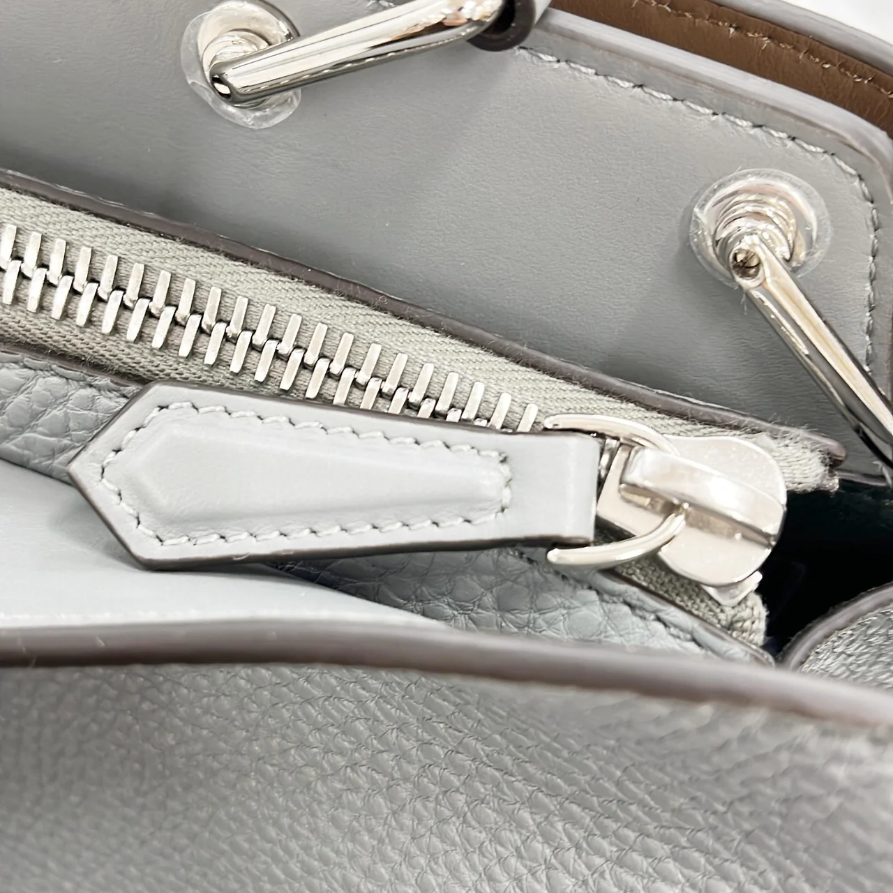 FENDI PEEK-A-BOO I SEE U MEDIUM (GRAY) view 8