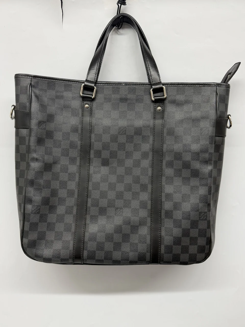 LV DAMIER GRAPHITE TADAO