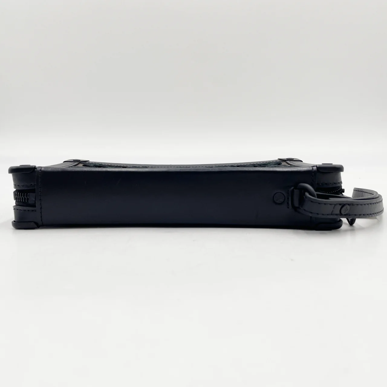 LV MONOGRAM TUFFETAGE SOFT TRUNK hover