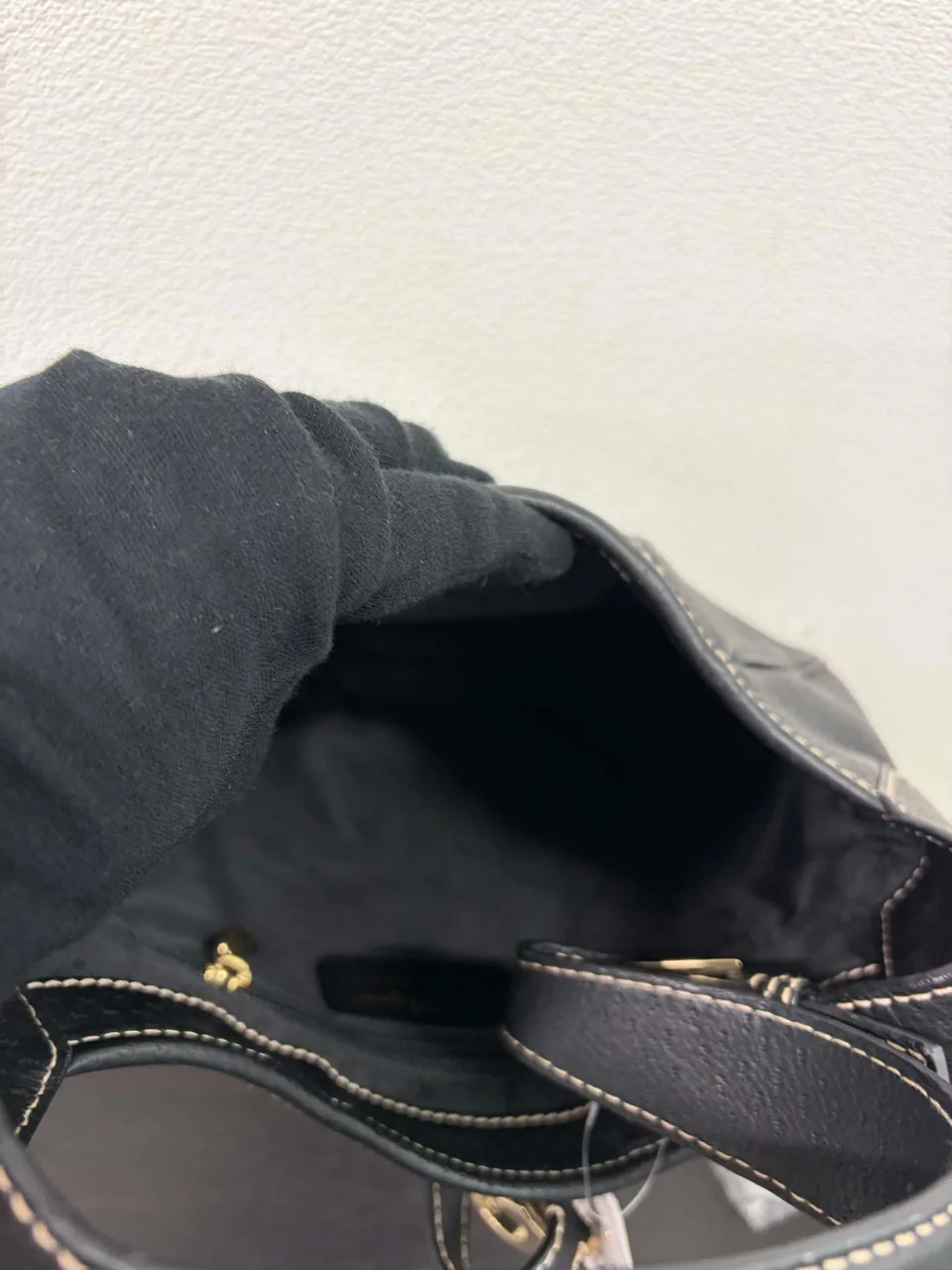 SALVATORE FERRAGAMO SHOULDER BAG view 7
