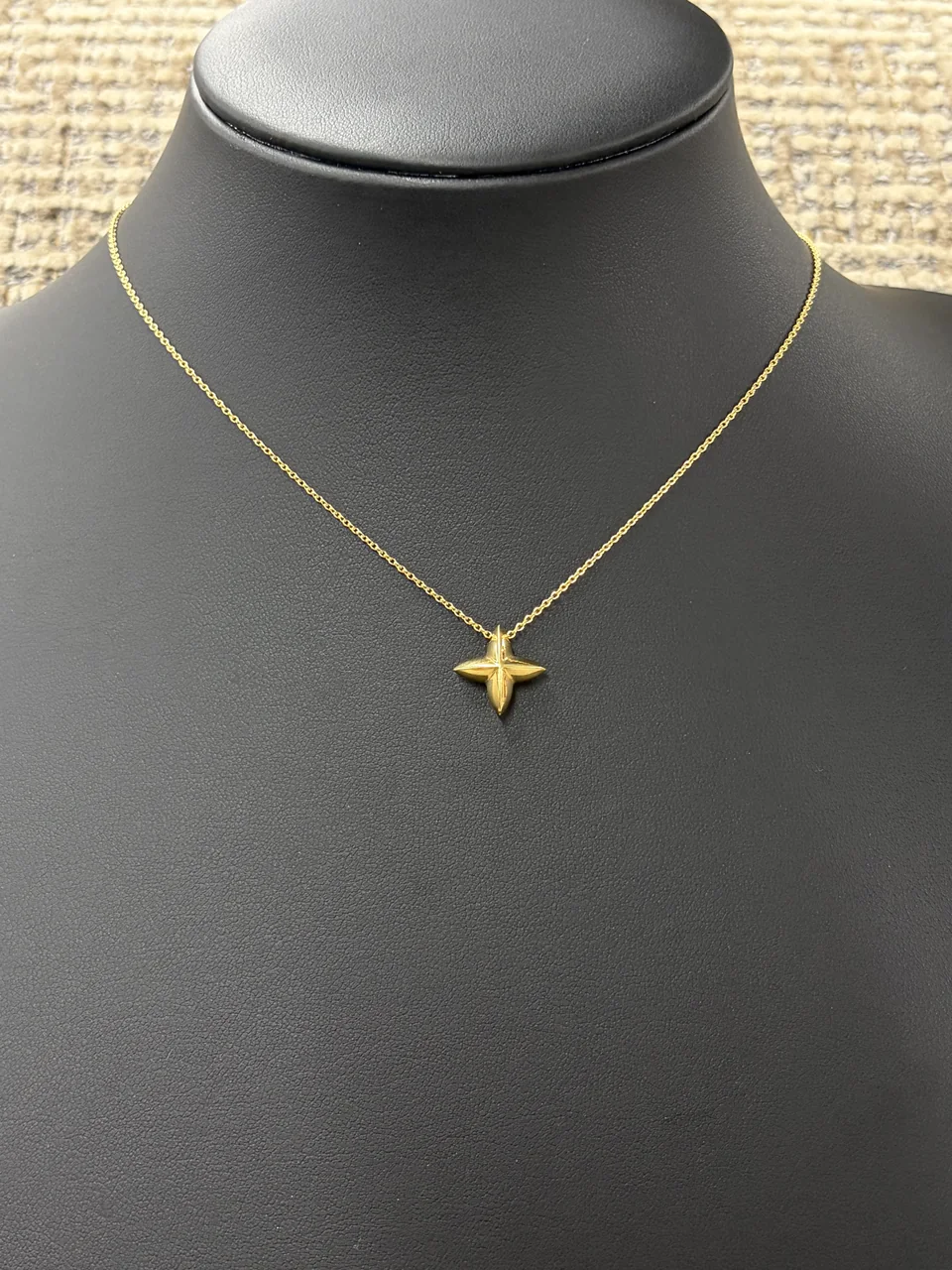 750 TIFFANY&CO. SIRIUS STAR PENDANT 2.88G