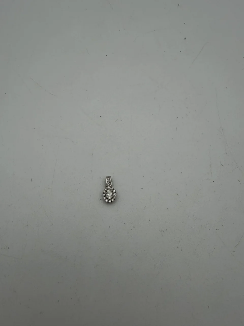 PT900 DIAMOND PENDANT D0.229CT FD0.18CT 1.2G view 3