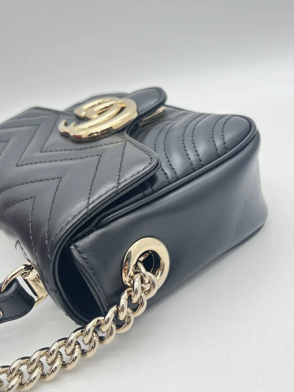 GUCCI GG MARMONT TWO-WAY HANDBAG view 5