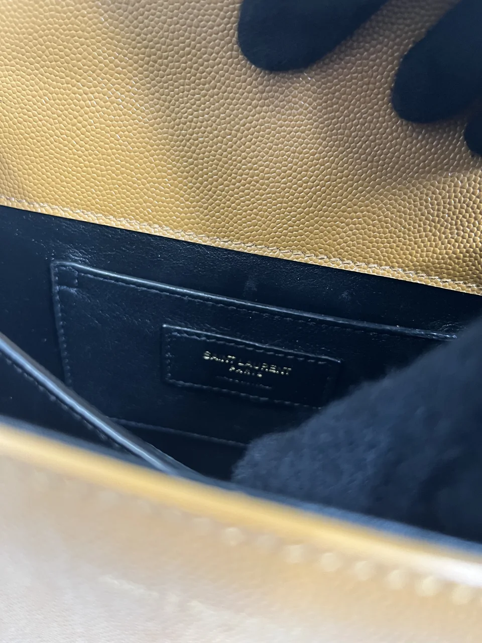 SAINT LAURENT CASSANDRE TOP HANDLE (602716) view 9