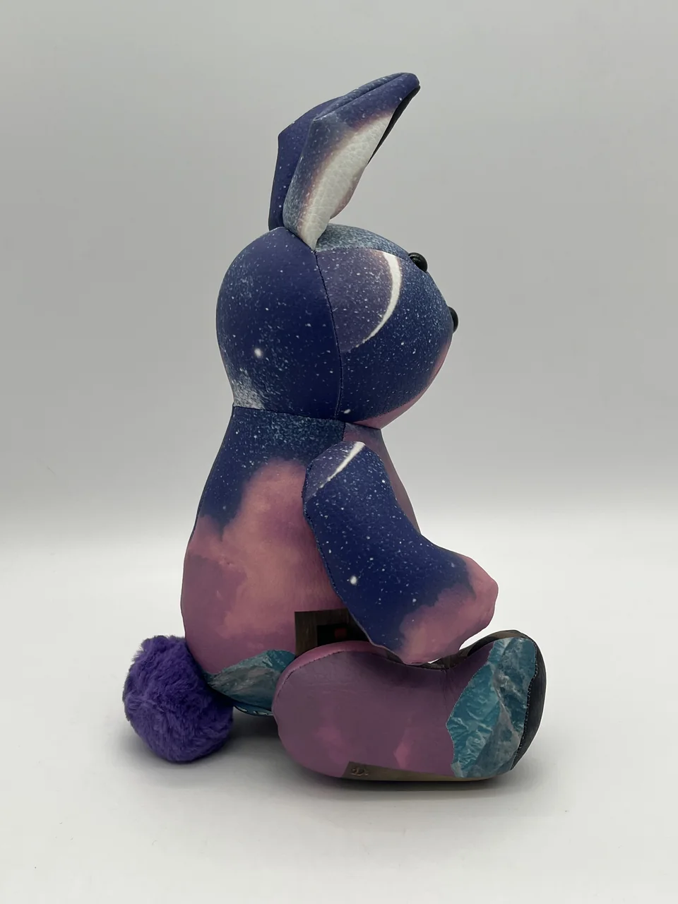 MCM TOY view 3