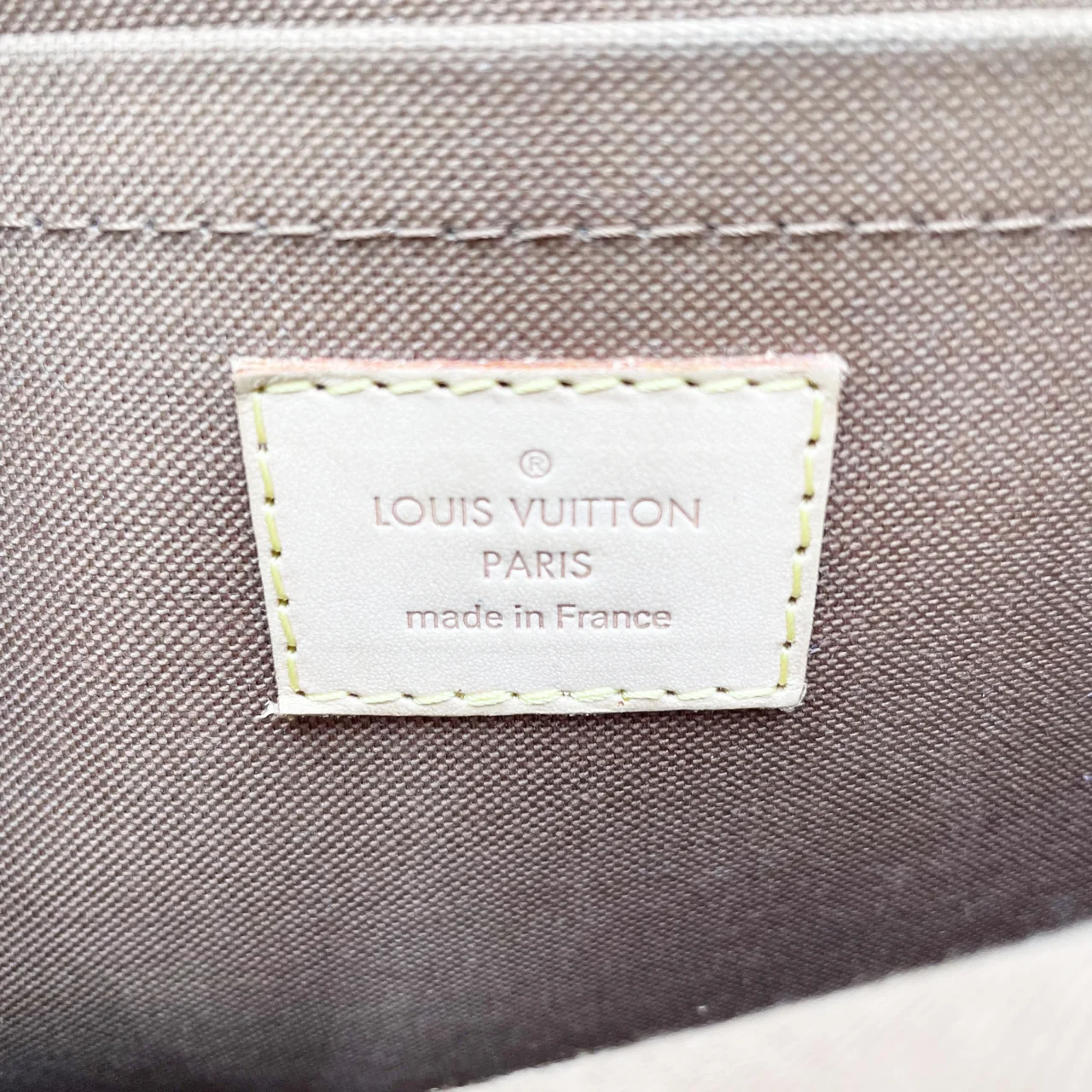 LV MONOGRAM SOLOGNE view 11