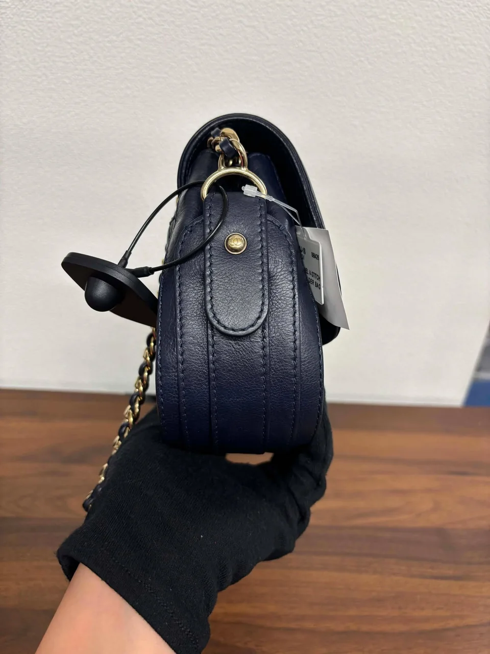 CHANEL V-STITCH SHOULDER BAG view 9