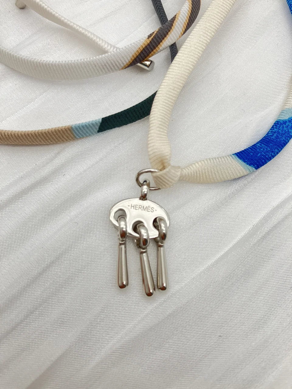 HERMES PETIT ASHE CHOKER view 3