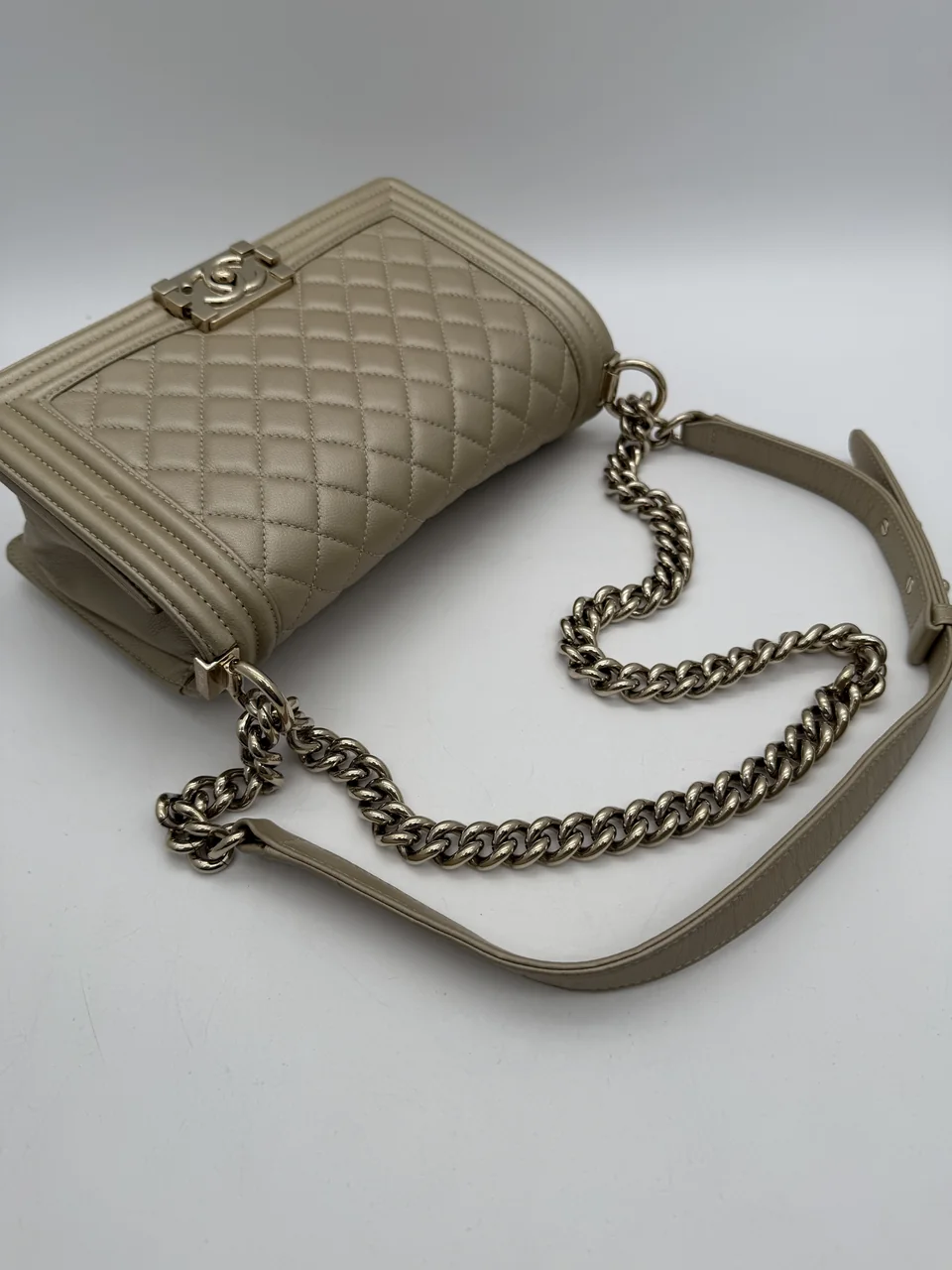 CHANEL LE BOY view 10