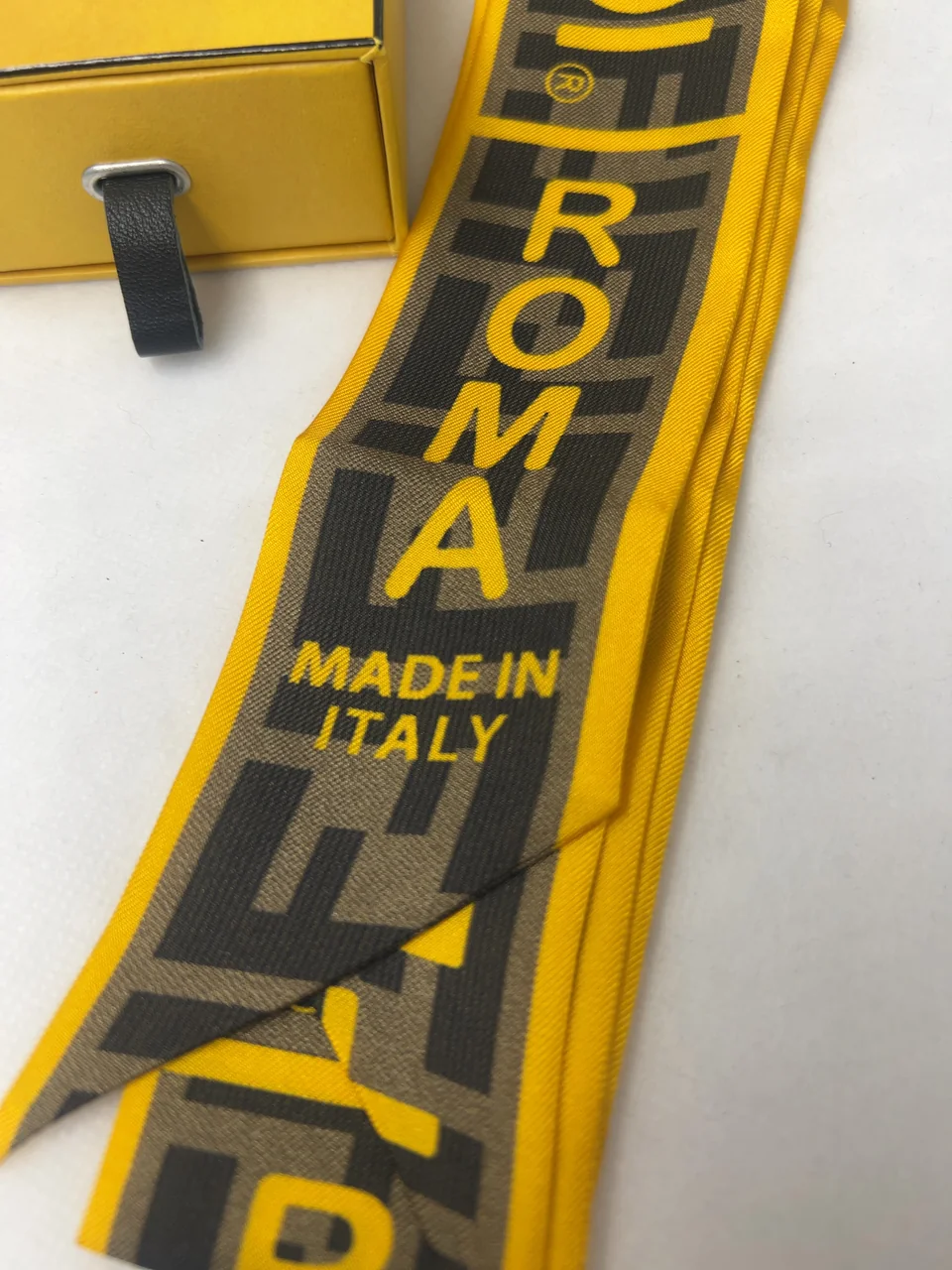 FENDI FXT011 ACVE SCARF hover