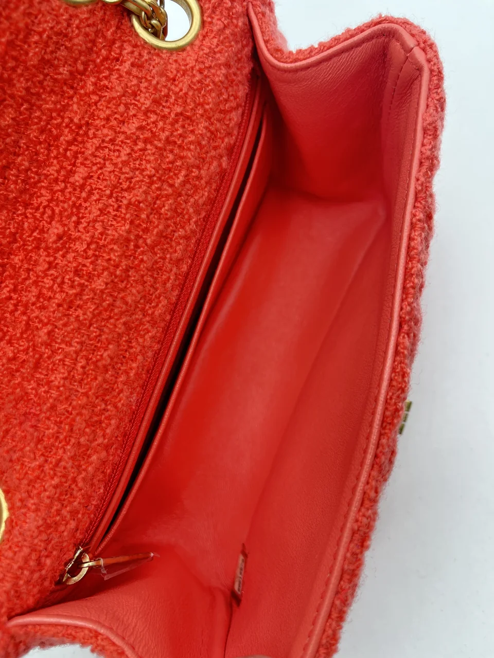CHANEL TWEED 2.55 view 9