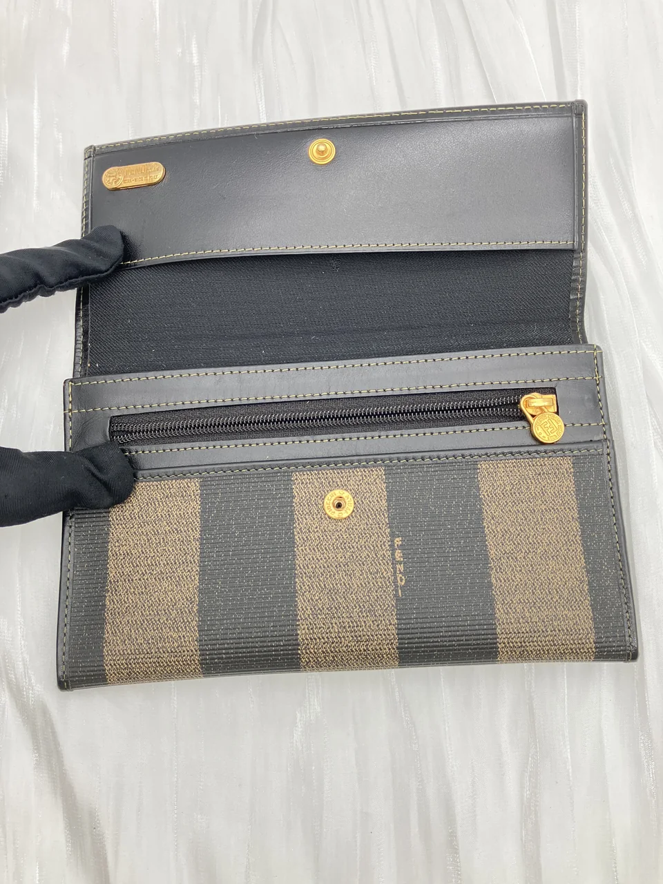 FENDI LONG WALLET view 4