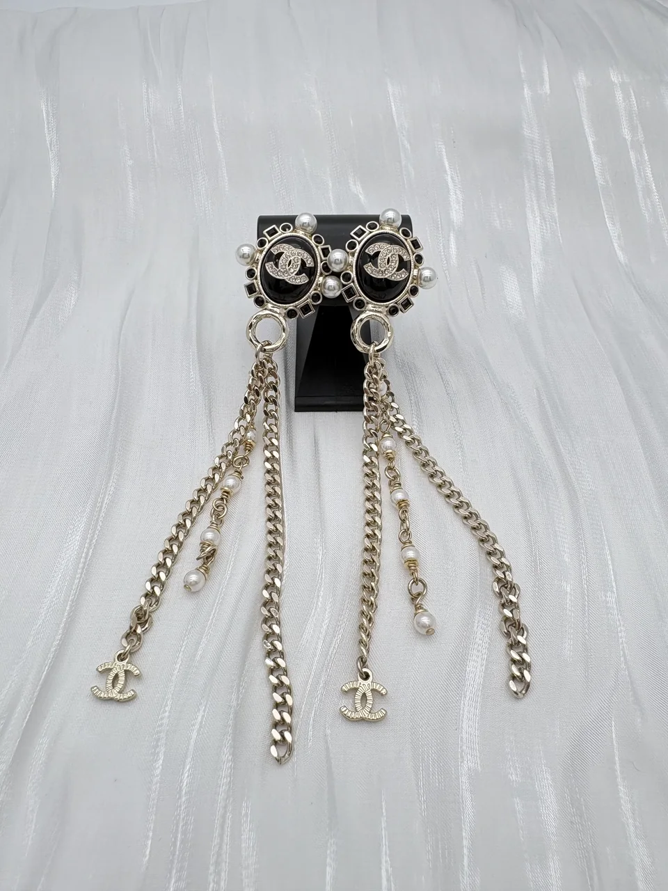 CHANEL COCO MARK EARRINGS