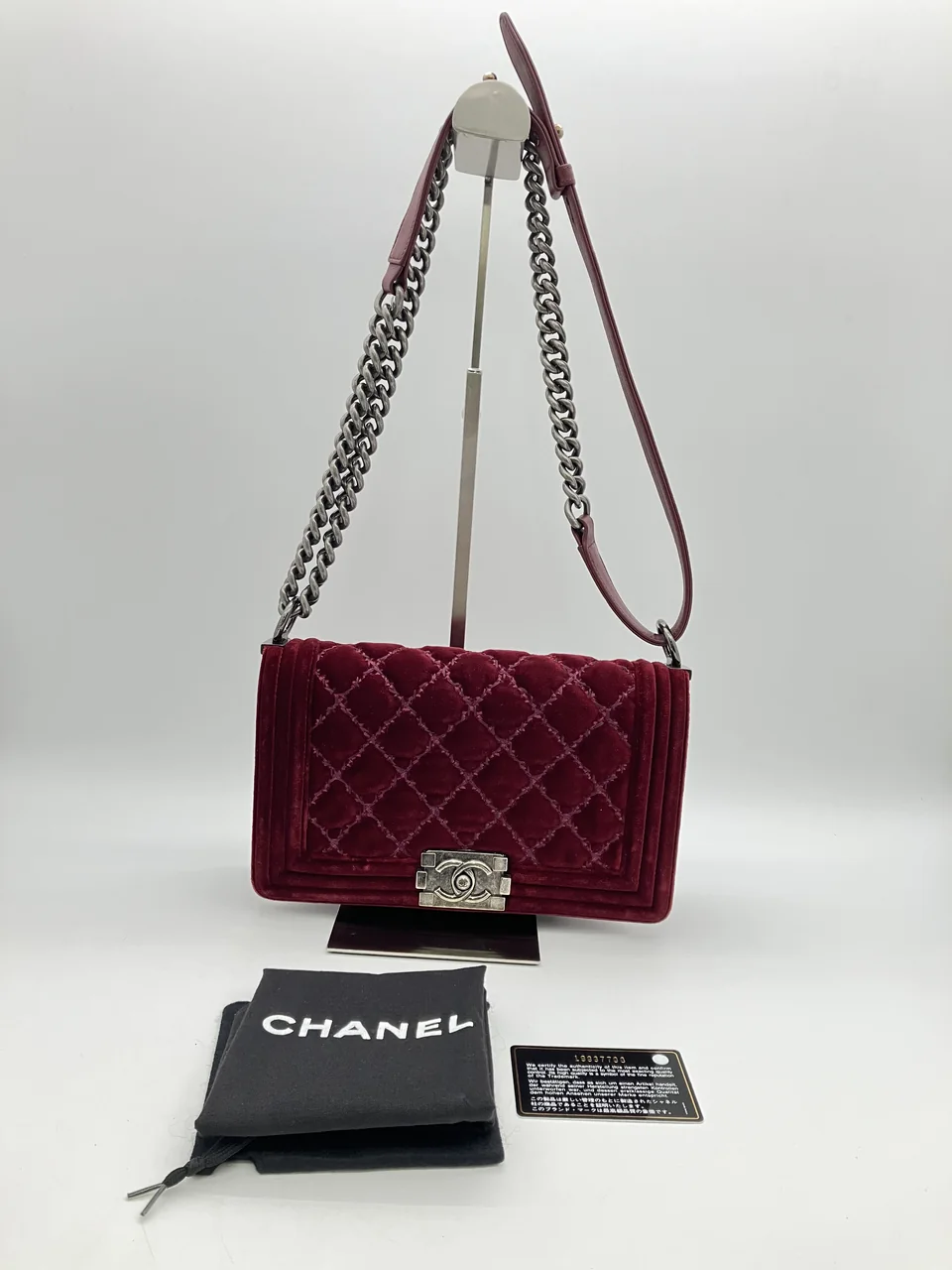 CHANEL MATELASSE WILD STITCH LE BOY (19 SERIAL CODE)