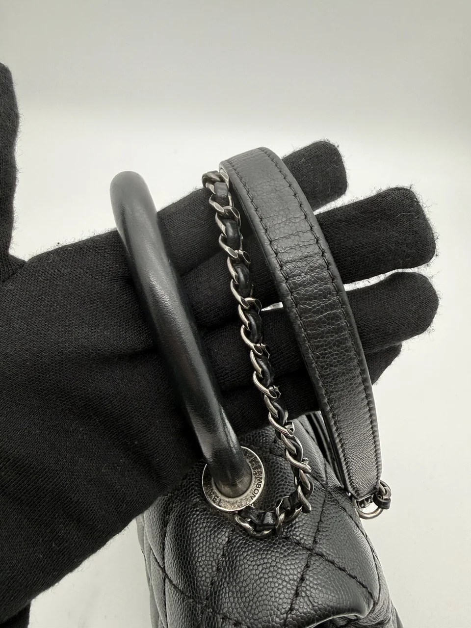 CHANEL CAVIAR COCO HANDE HANDBAG (22 SERIAL CODE) view 12
