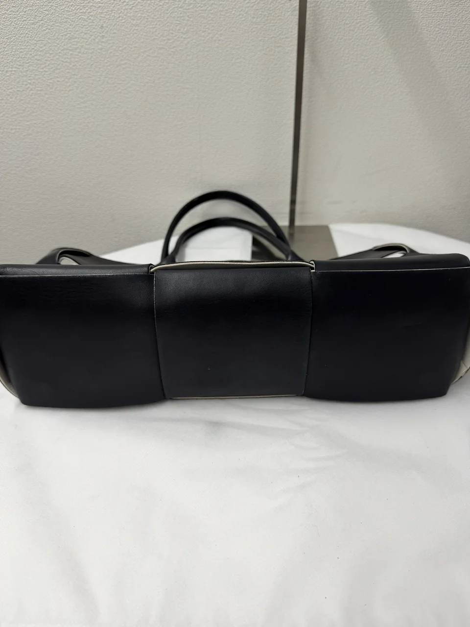 BOTTEGA VENETA ARCO view 3
