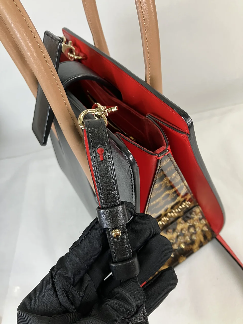LOUBOUTIN PALOMA SHOULDER BAG view 8
