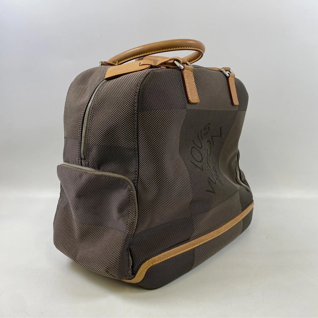 LV DAMIER JEANT AVENTURIER view 10