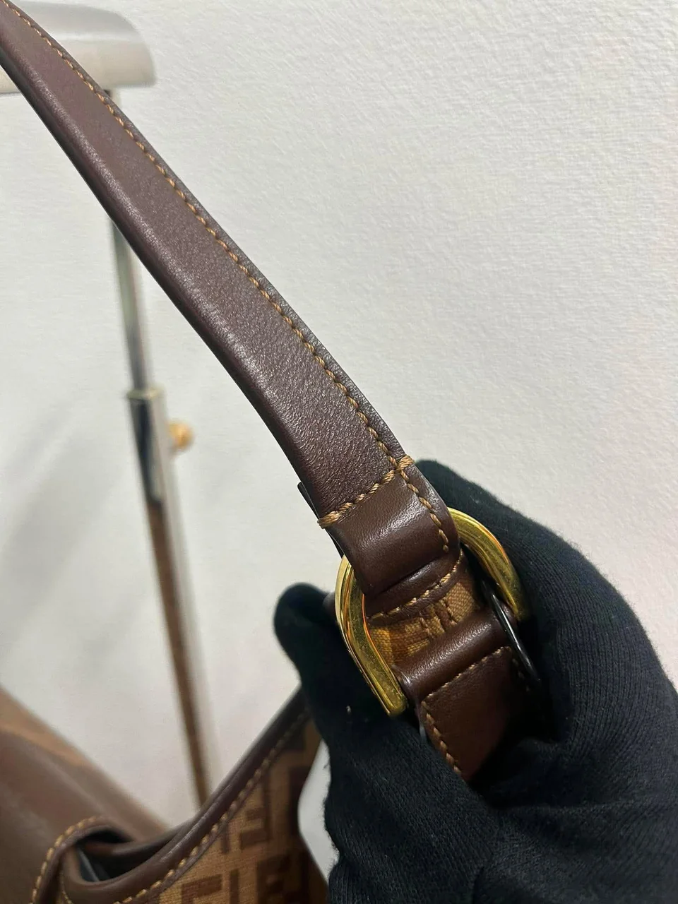 FENDI ZUCCHINO HANDBAG (BROWN) view 5