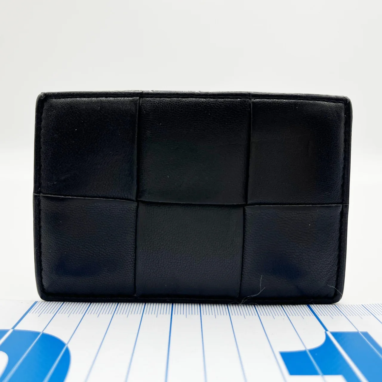 BOTTEGA VENETA MAXI INTRECCIATO CARD CASE (BLACK)
