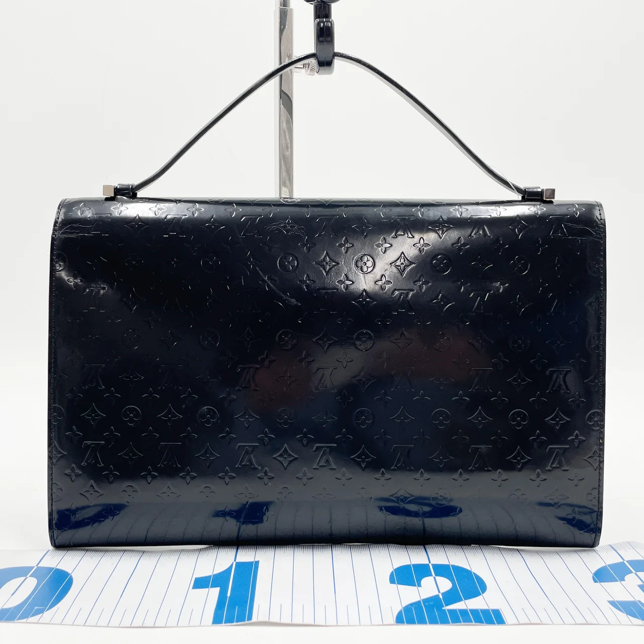 LV MINI GLASSE ANOUCHKA MM hover