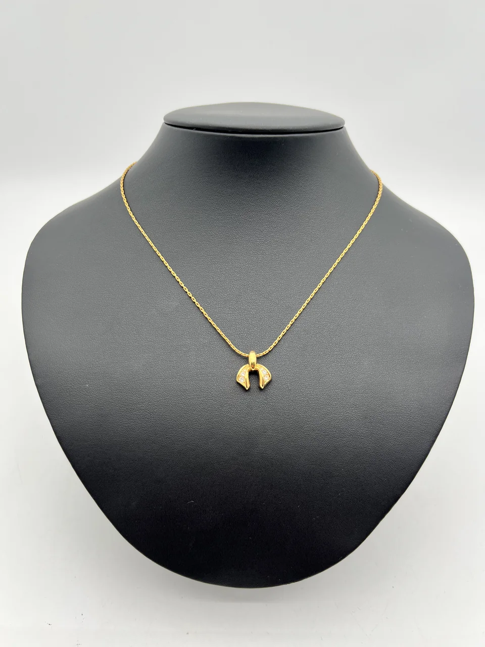 DIOR NECKLACE
