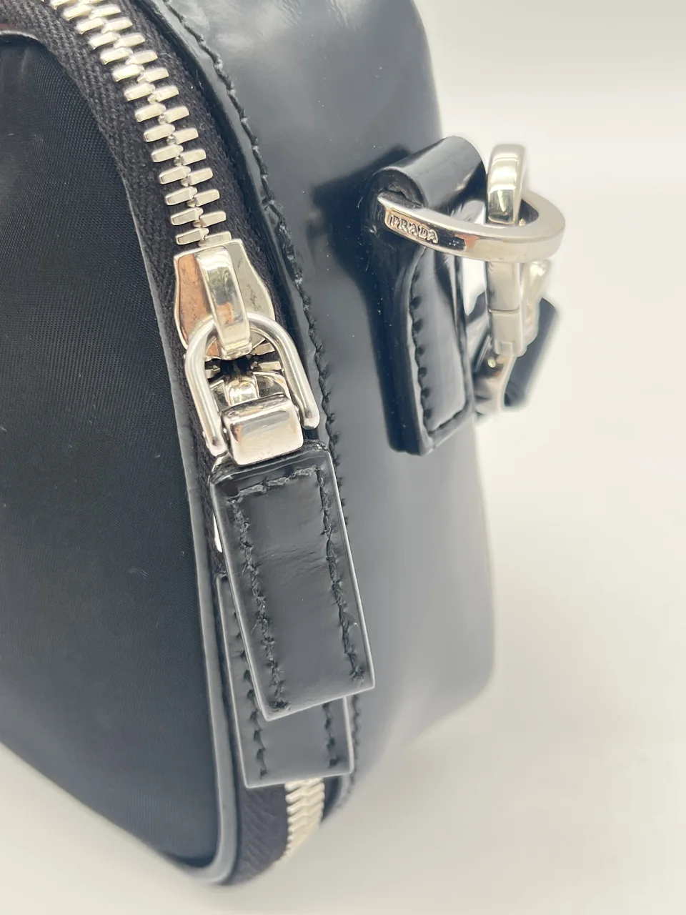 PRADA NYLON SHOULDER BAG (BLACK) view 10