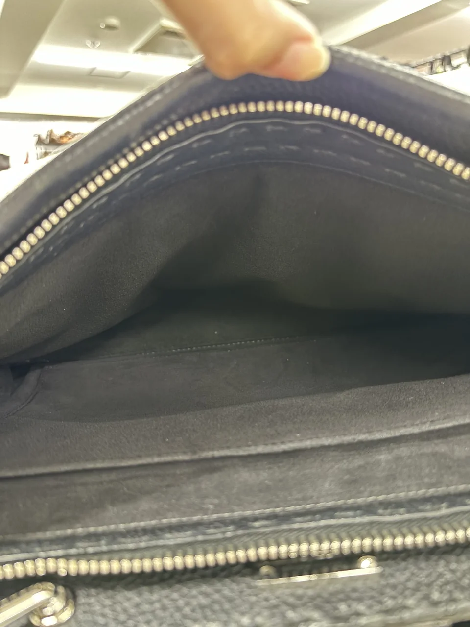 Fendi Selleria Peekaboo view 16