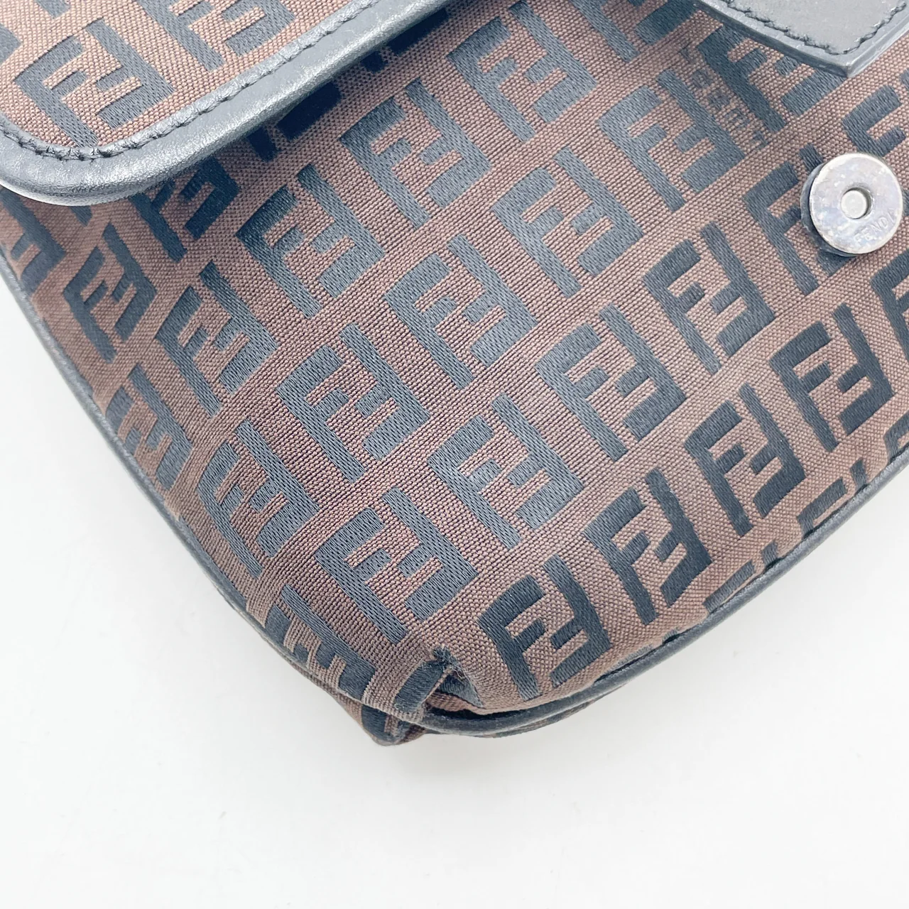 FENDI SHOULDER BAG view 5