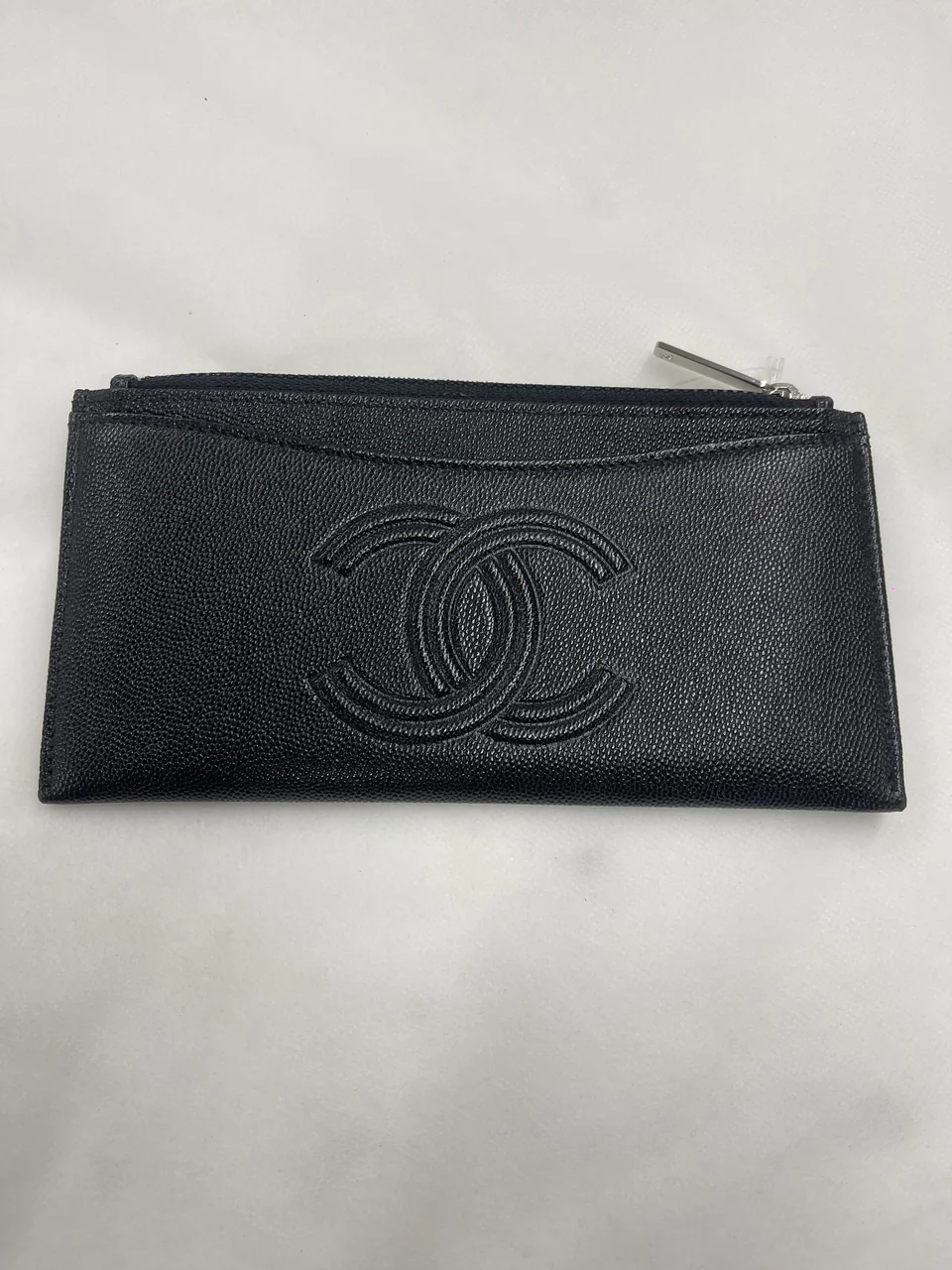CHANEL CAVIAR ZIP CARD CASE (29 SERIAL CODE) hover