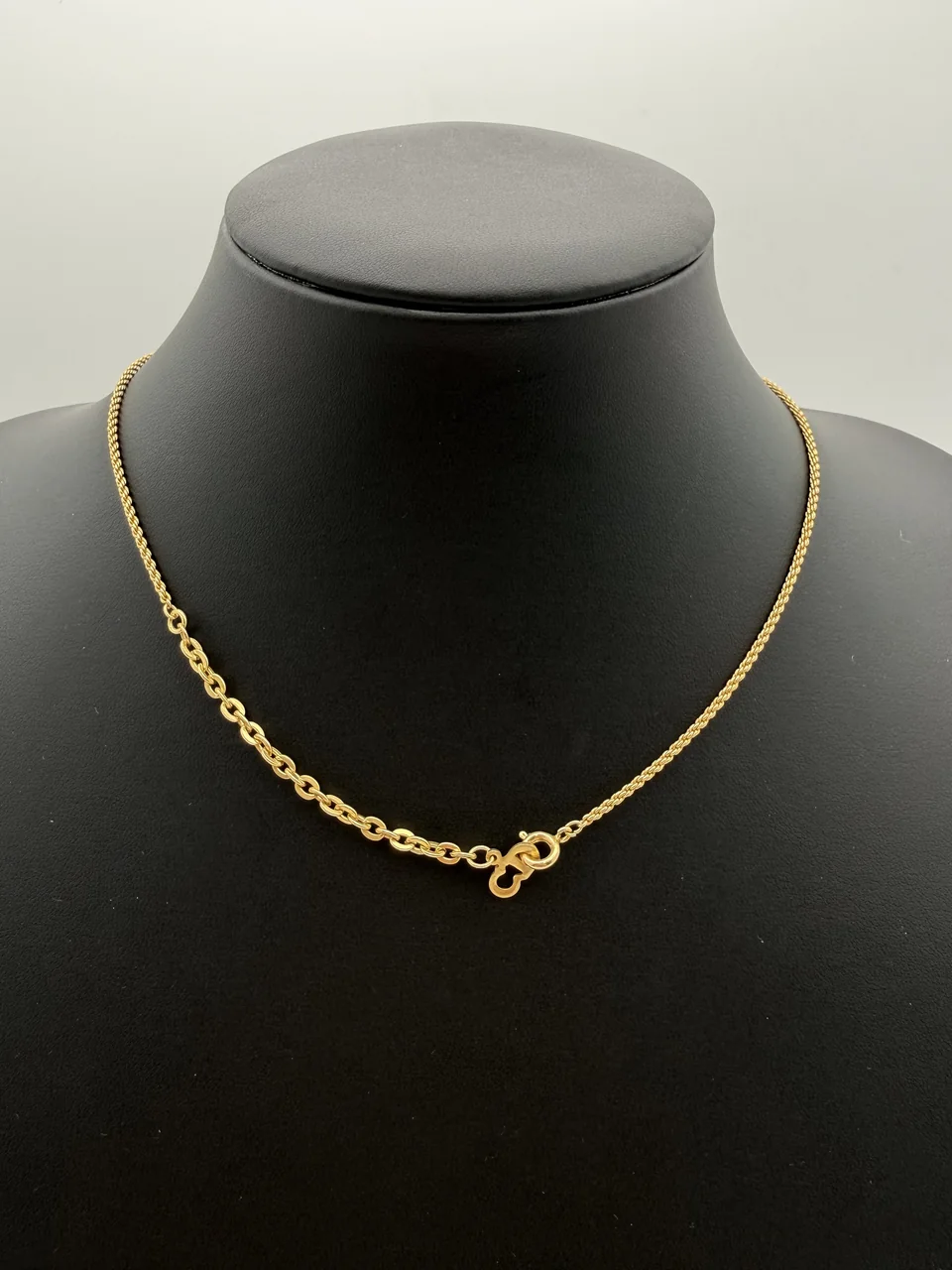 DIOR NECKLACE view 7