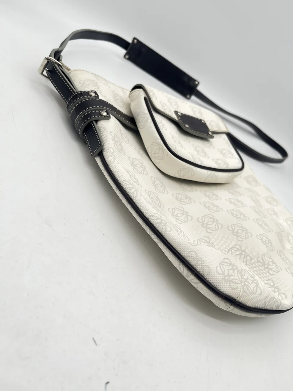 LOEWE ANAGRAM SHOULDER BAG view 6