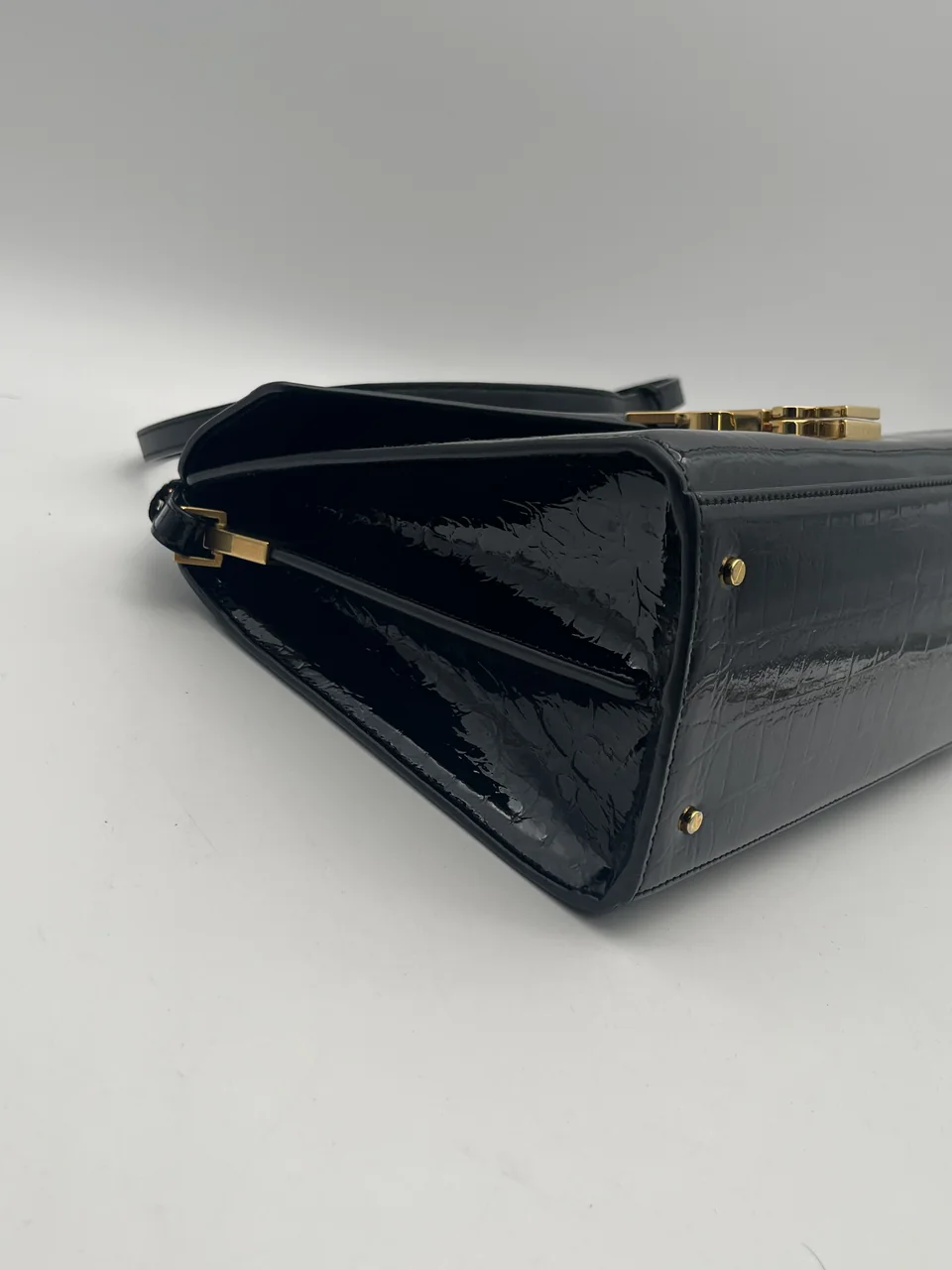 SAINT LAURENT CASSANDRA view 5
